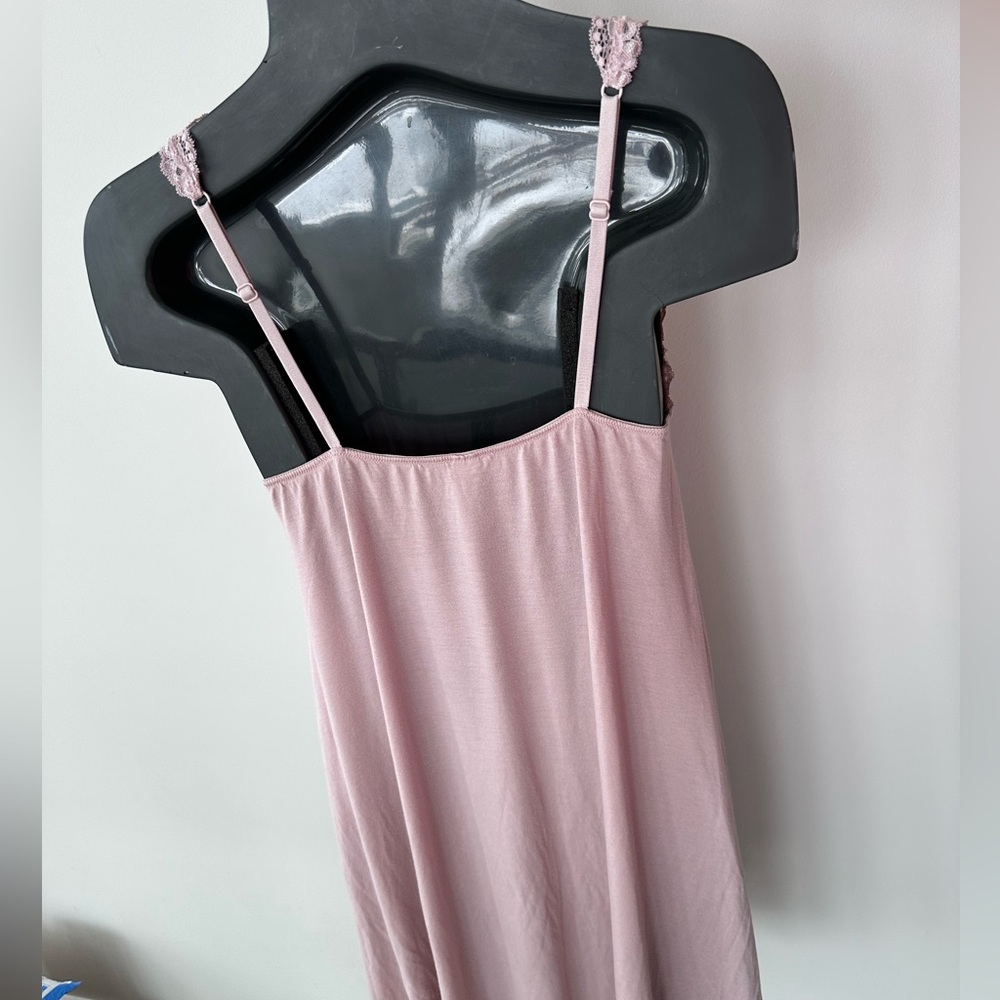 🌞Sale 3 for $15 Black Bow Elegant Lace Trimmed Chemise in Soft Pink/ Woman’s M - Picture 4 of 14